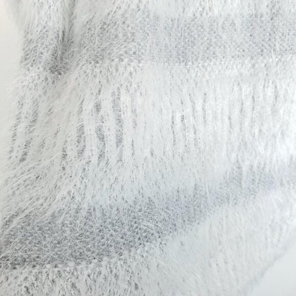 NEW Directions S Eyelash Fringe Knit sweater Gray Stripes Soft & Cozy‎ - Picture 7 of 7